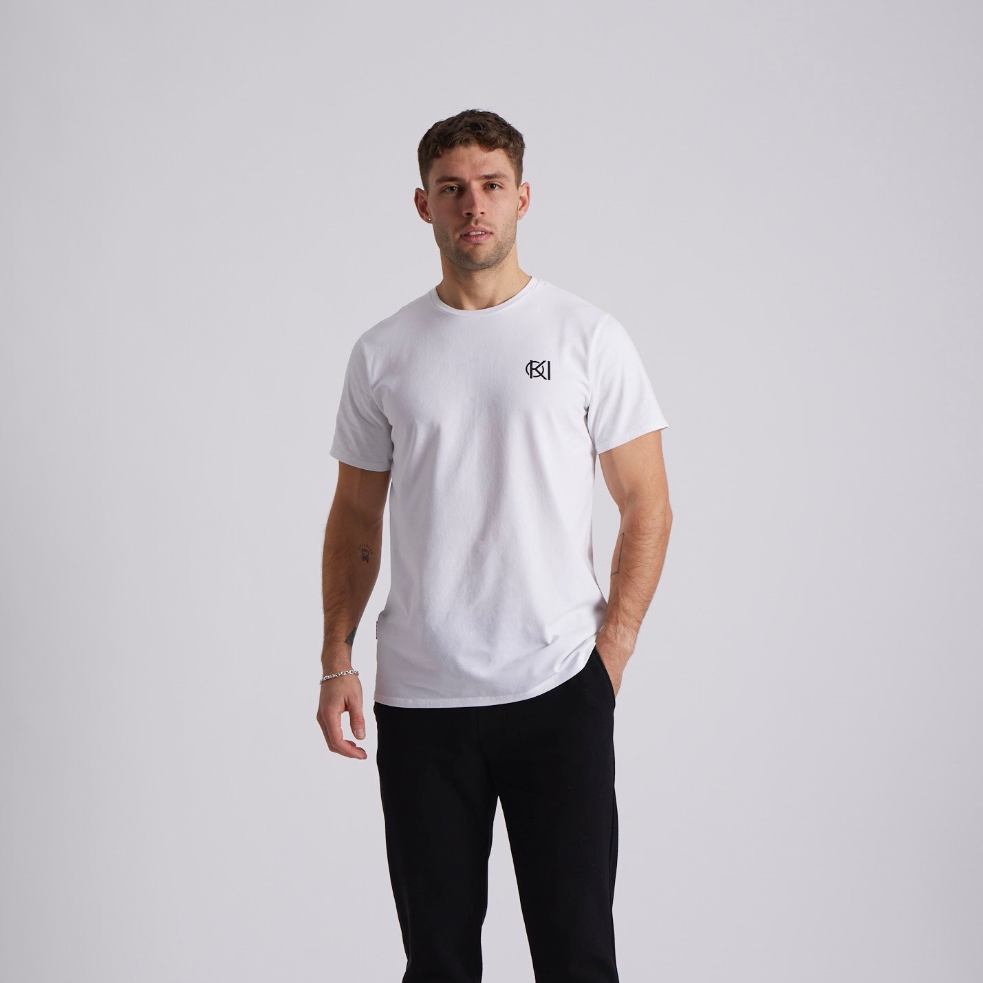 White T-Shirt, Perfect Combination of Style, Comfort, and Sustainability